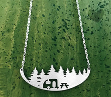 Load image into Gallery viewer, In the Woods Necklace
